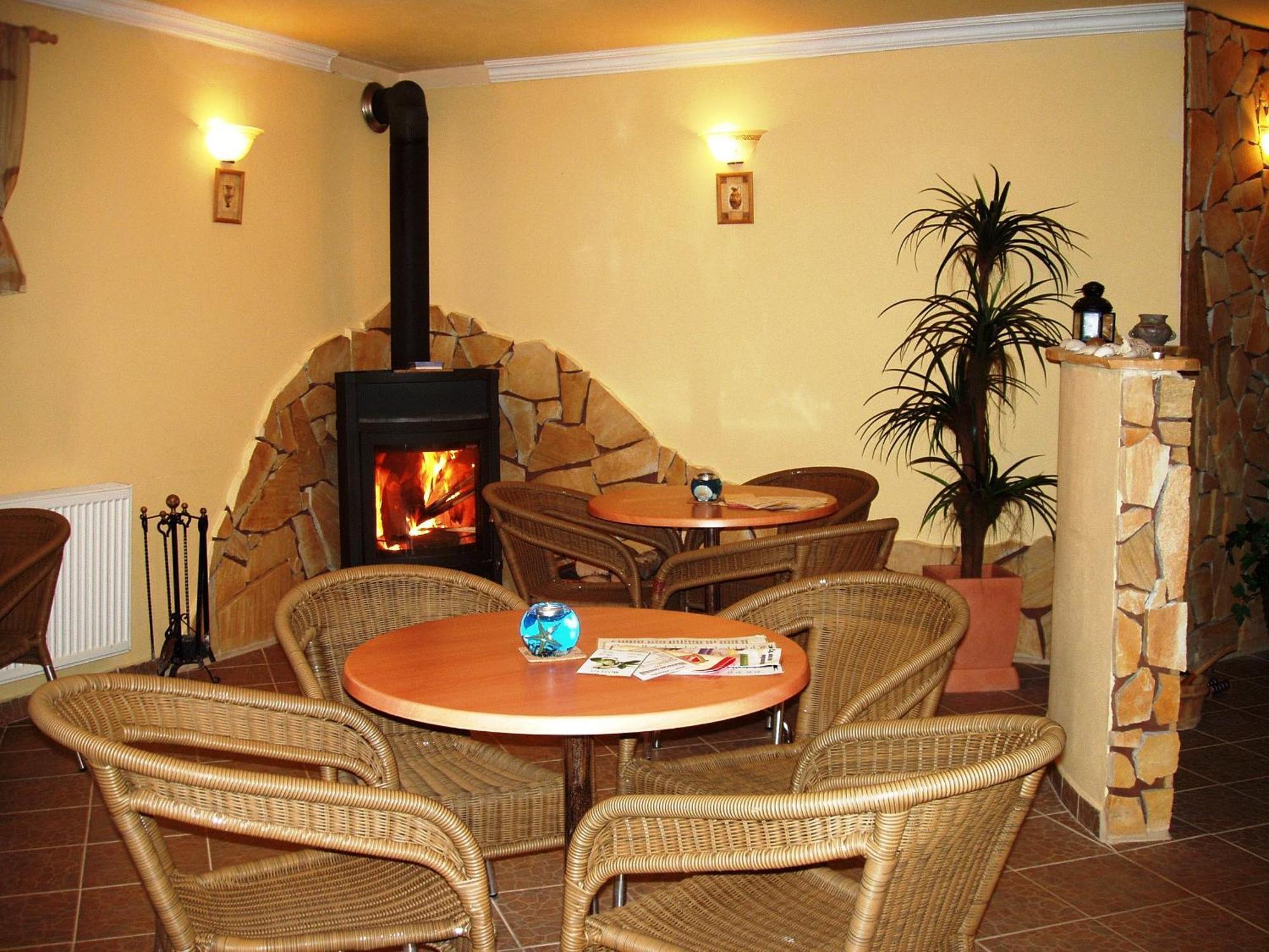 Hotel Altenberg Stare Hory Bagian luar foto